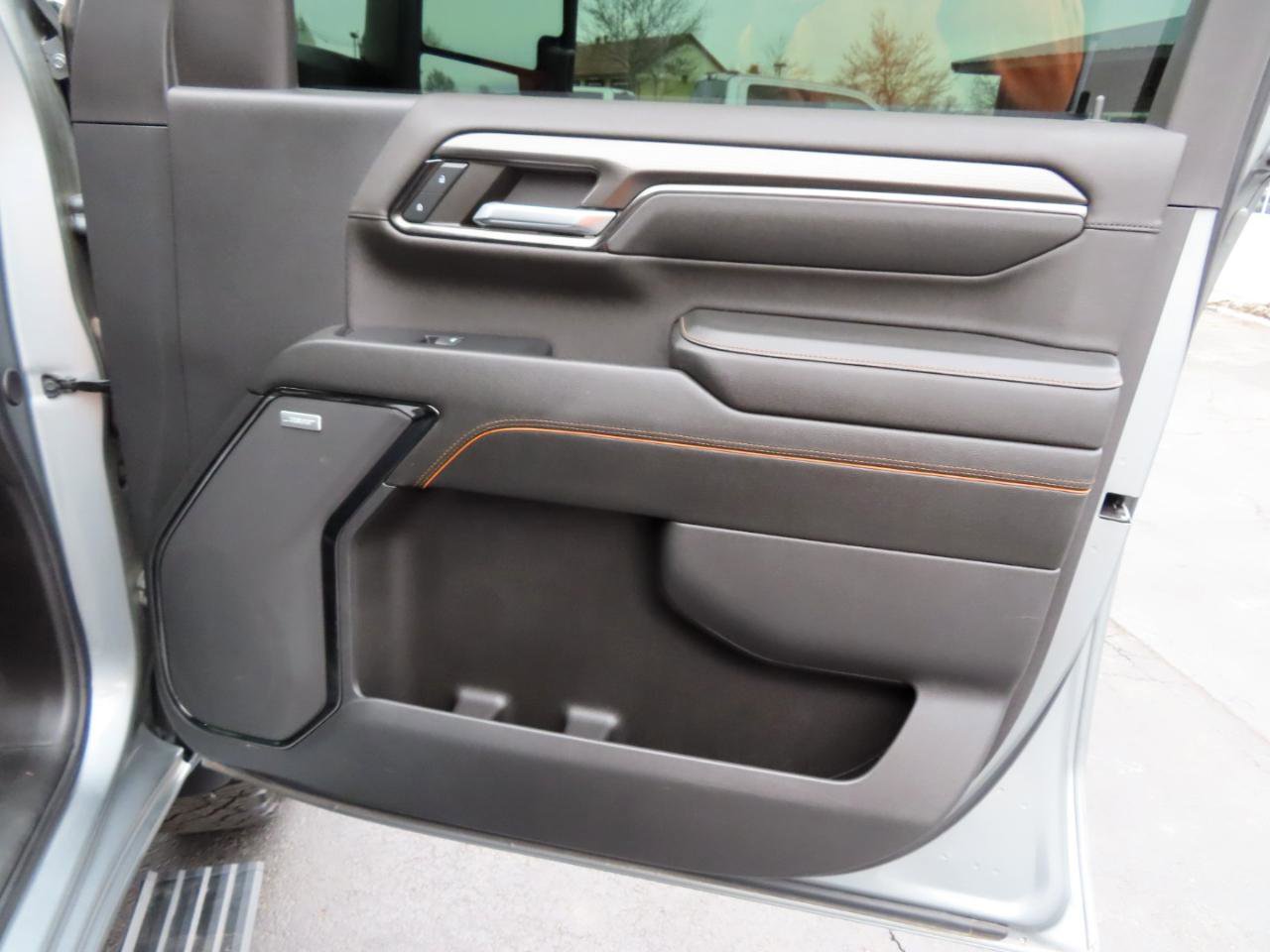 Used 2024 GMC Sierra 2500 AT4 w/ AT4 Premium Plus Package image 49