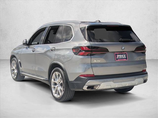 Used 2025 BMW X5 xDrive50e AWD/4WD image 7