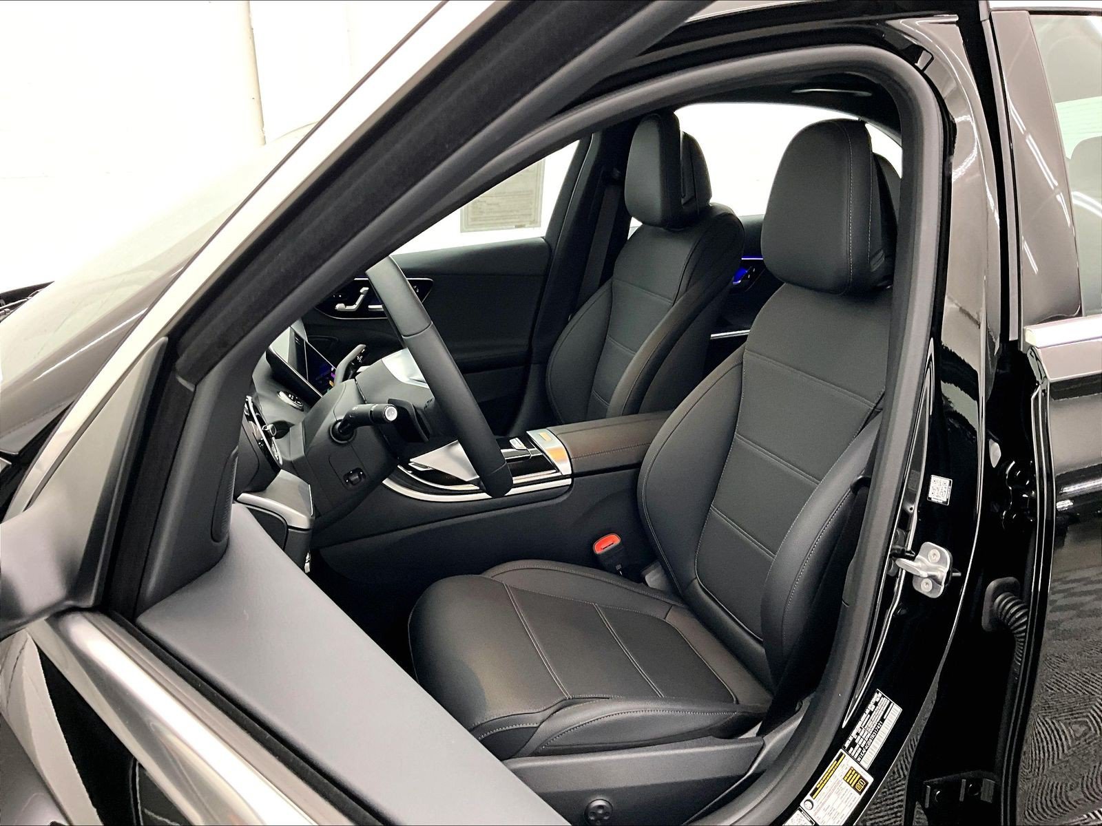 Used 2026 Mercedes-Benz C 300 Sedan image 16