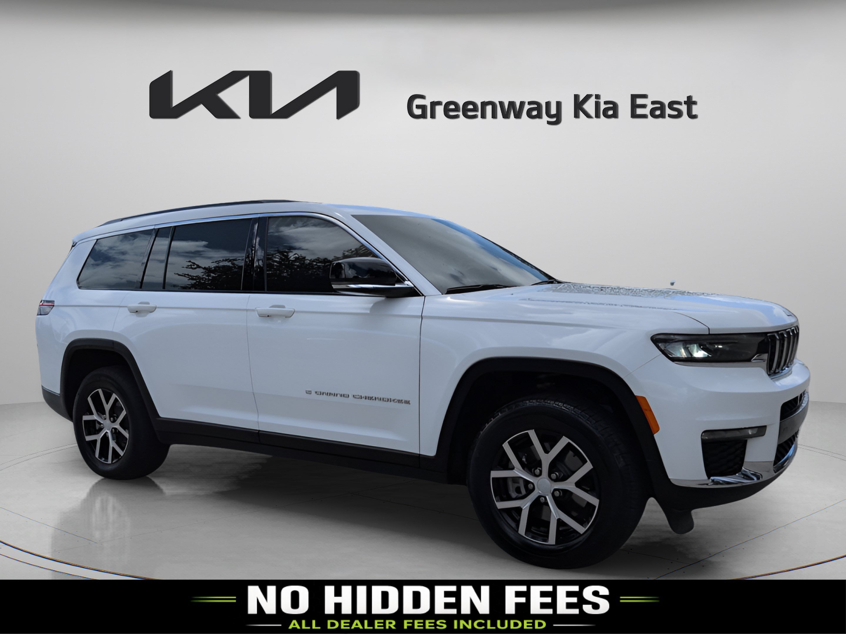 Used 2025 Jeep Grand Cherokee L Limited w/ Trailer Tow Package AWD/4WD image 1