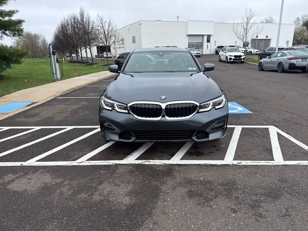 Used 2021 BMW 330e xDrive w/ Executive Package image 7