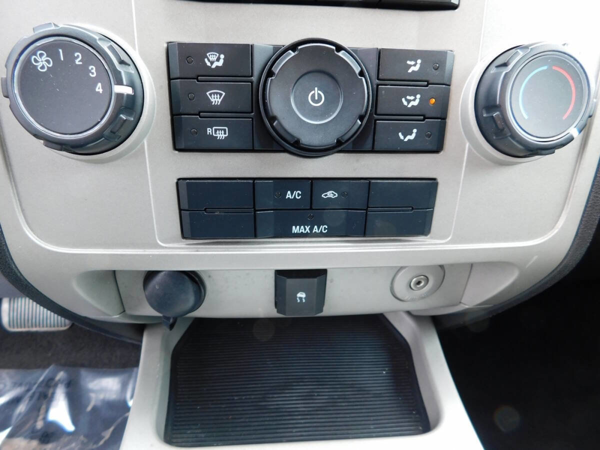 Used 2010 Ford Escape XLT image 13