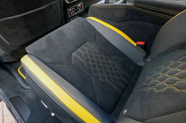 Used 2023 Lamborghini Urus Performante image 82