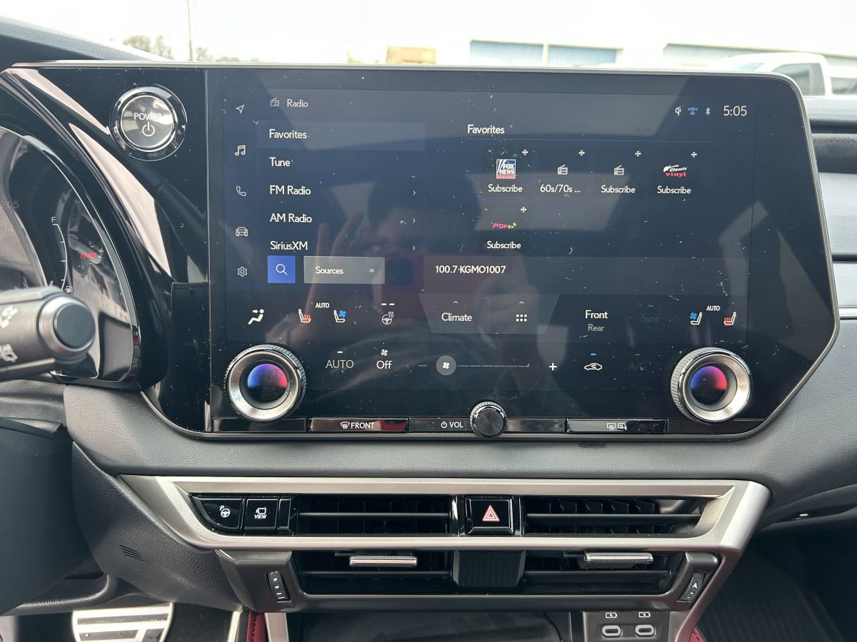 Used 2023 Lexus RX 500h F Sport w/ Accessory Package (2T) image 11