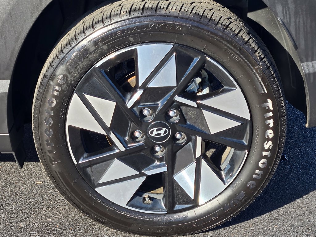 Used 2024 Hyundai Kona SEL FWD image 25