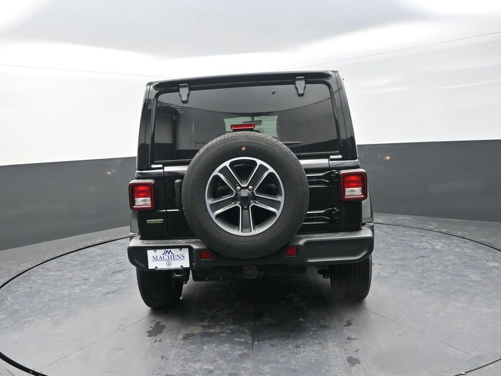 Used 2023 Jeep Wrangler Sahara w/ Cold Weather Group image 9