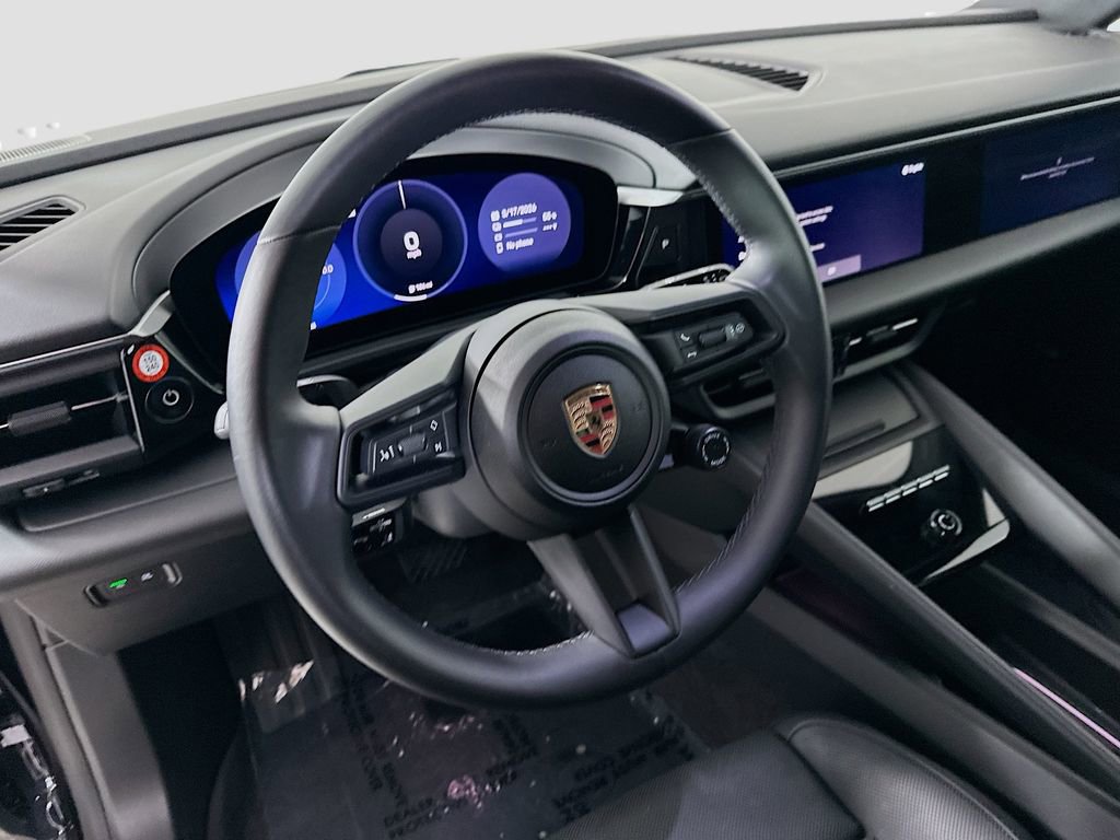 Certified 2025 Porsche Macan Electric RWD image 12