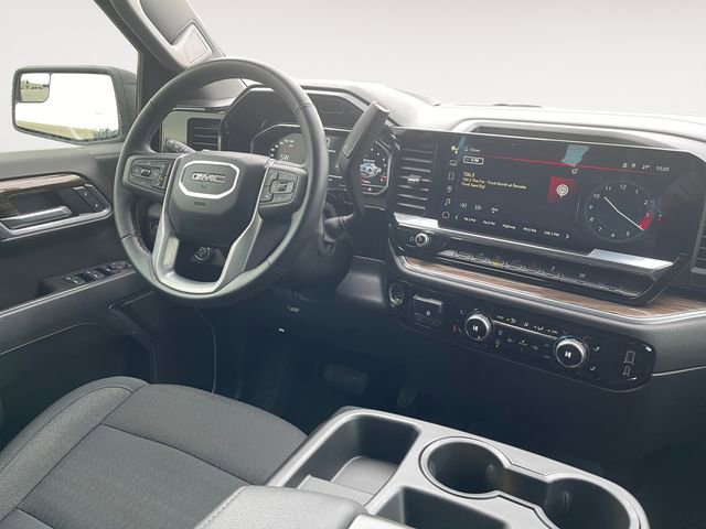 Used 2025 GMC Sierra 1500 Elevation AWD/4WD image 10