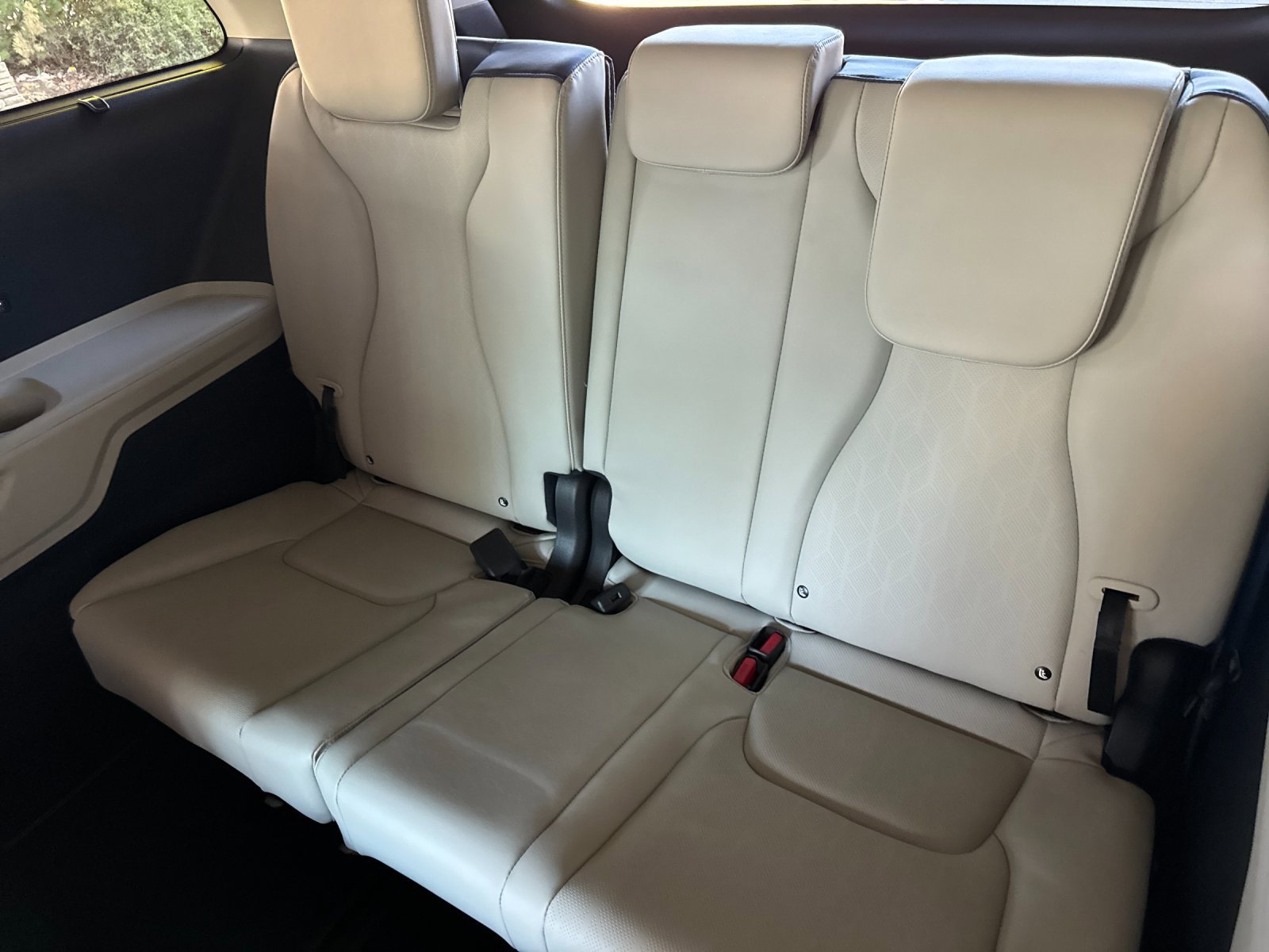 New 2026 Kia Carnival EX image 15