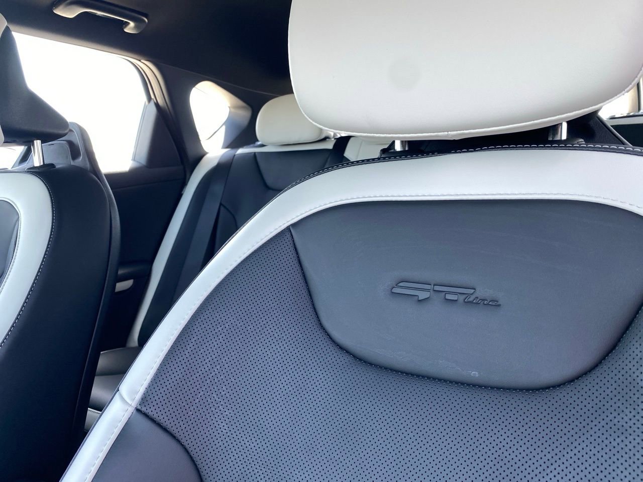 New 2026 Kia K4 GT-Line FWD image 13