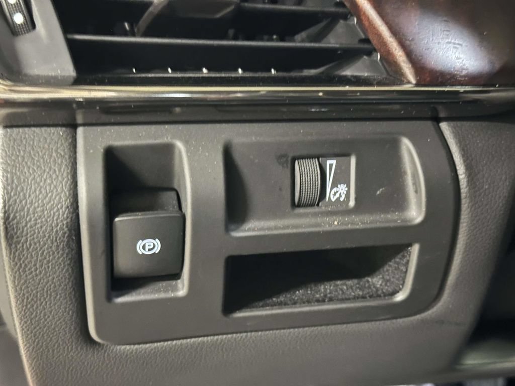 Used 2018 Cadillac CTS Luxury AWD/4WD image 22