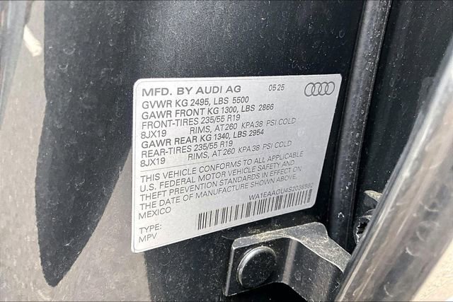 Used 2025 Audi Q5 Premium Plus w/ Premium Plus AWD/4WD image 19