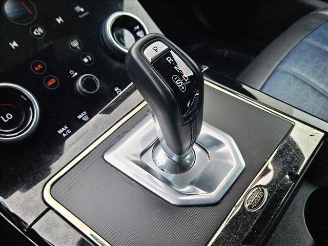 Used 2020 Land Rover Range Rover Evoque R-Dynamic HSE image 12