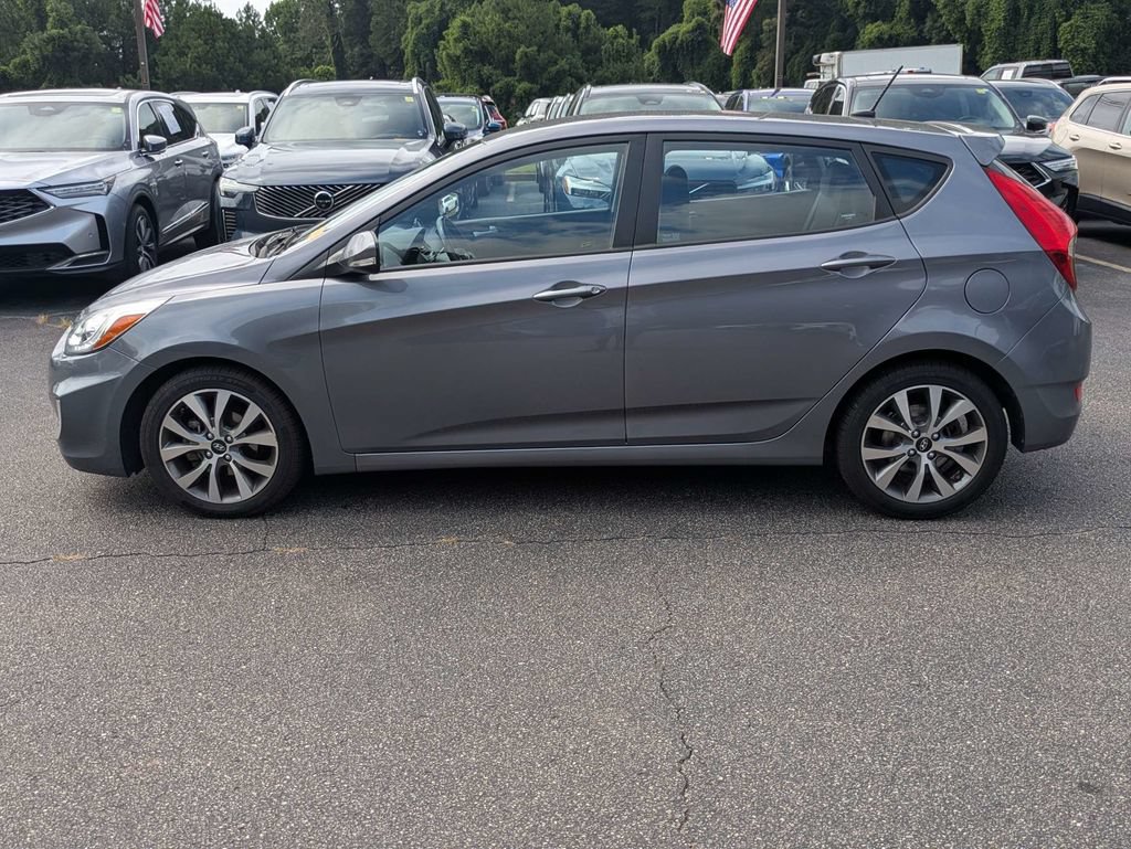 Used 2016 Hyundai Accent Sport FWD image 3