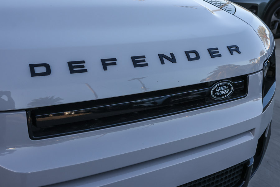 New 2026 Land Rover Defender 110 S AWD/4WD image 14