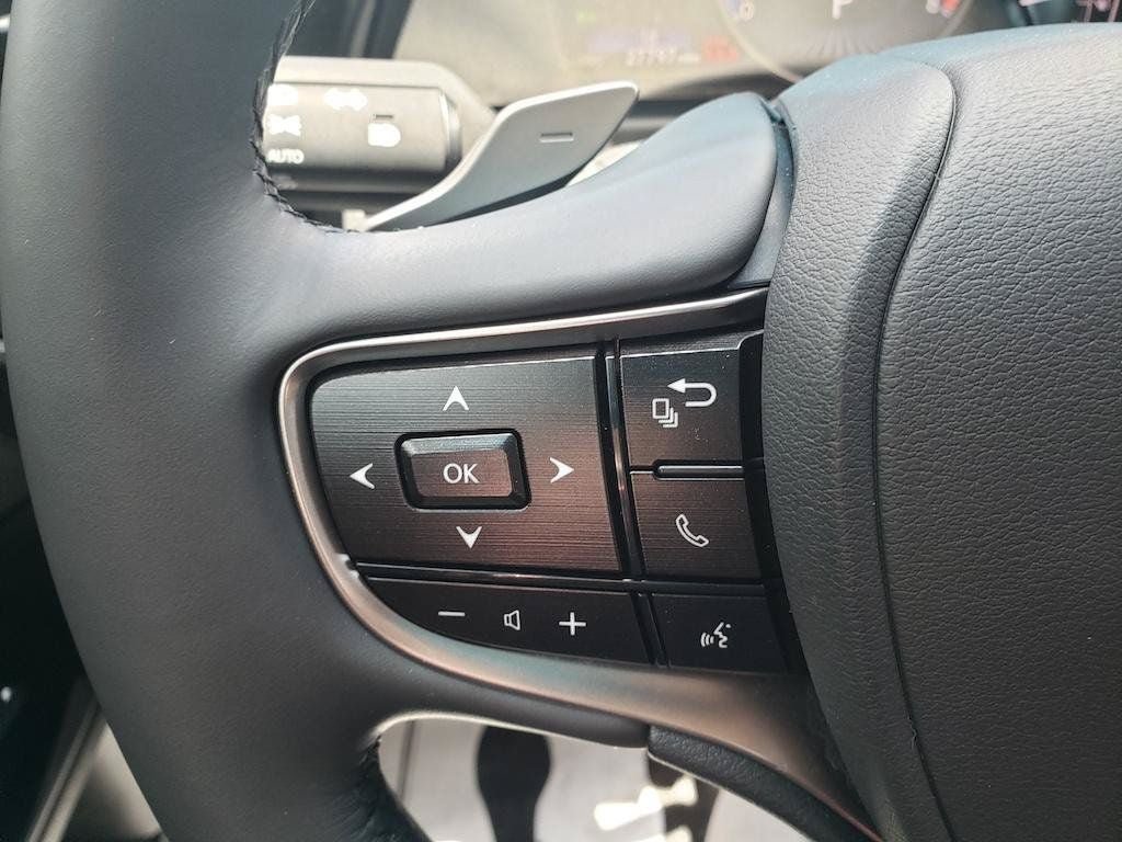 Used 2023 Lexus ES 350 w/ Premium Package FWD image 15