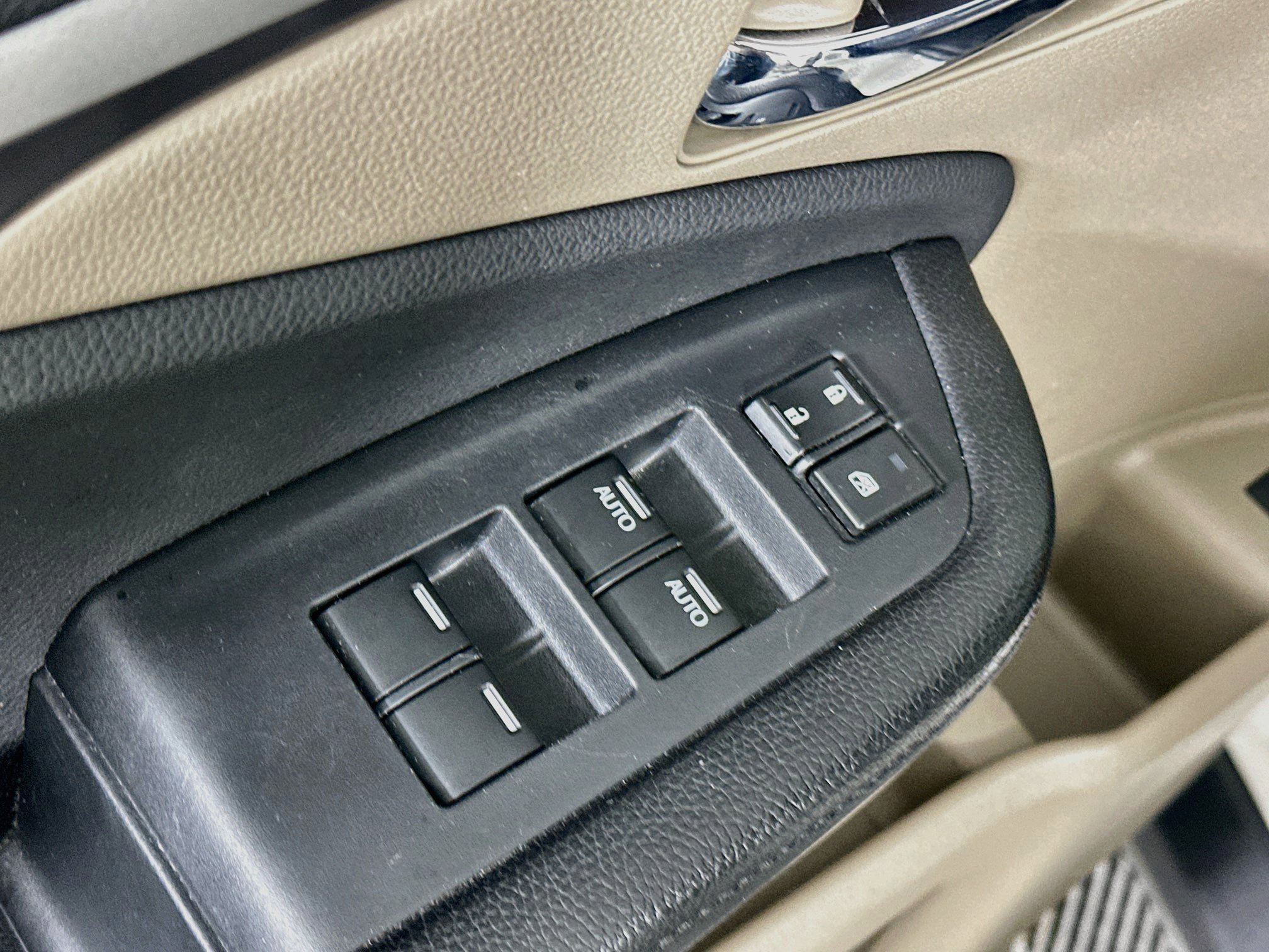 Used 2016 Honda Pilot EX image 15
