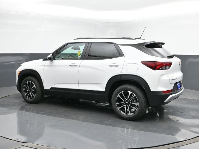 New 2025 Chevrolet TrailBlazer LT w/ Convenience Package image 3