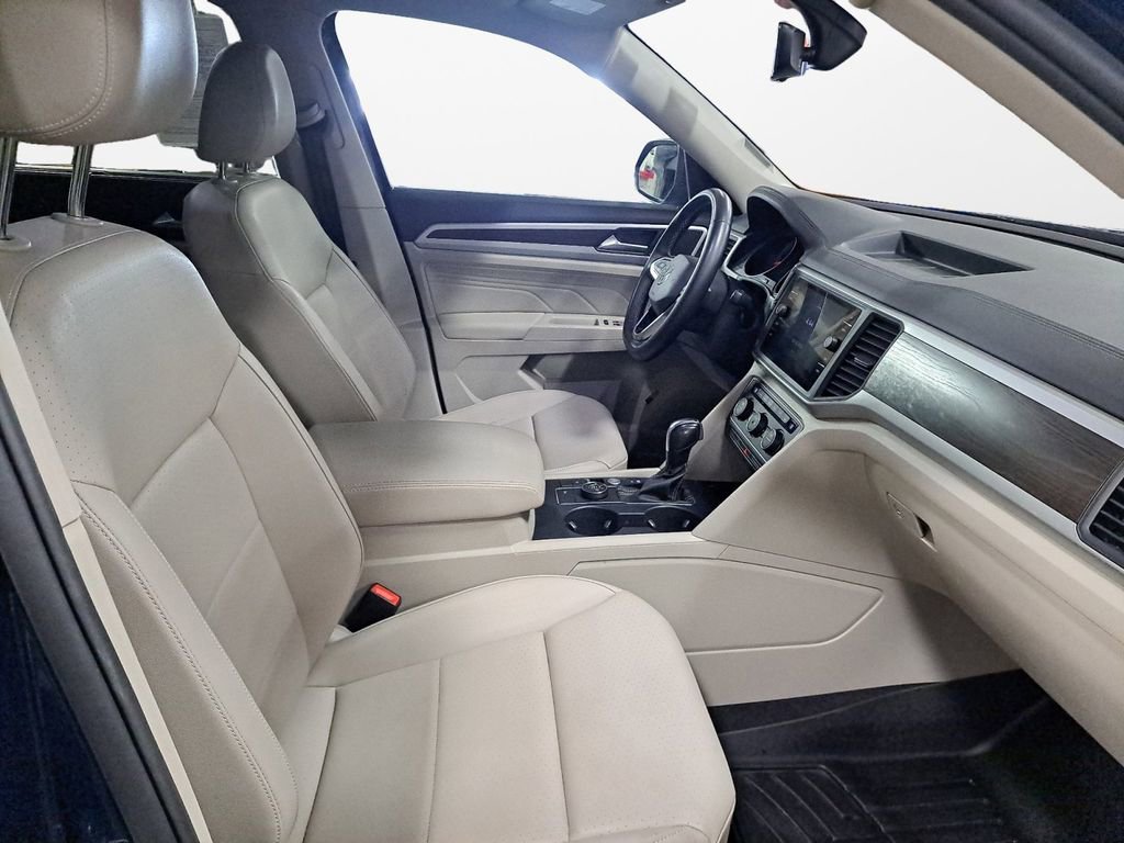Used 2021 Volkswagen Atlas SE image 15