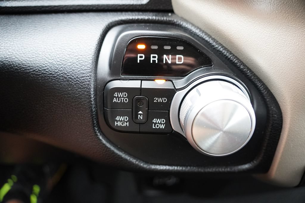 Certified 2019 RAM 1500 Laramie w/ Trailer Tow Group AWD/4WD image 32