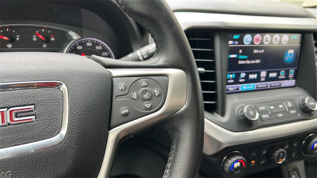 Used 2017 GMC Acadia SLT image 27