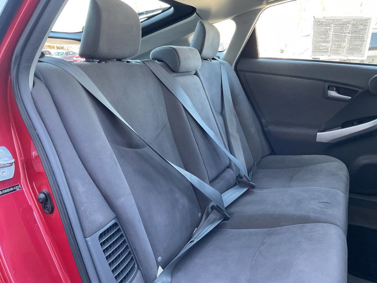 Used 2011 Toyota Prius Three image 31