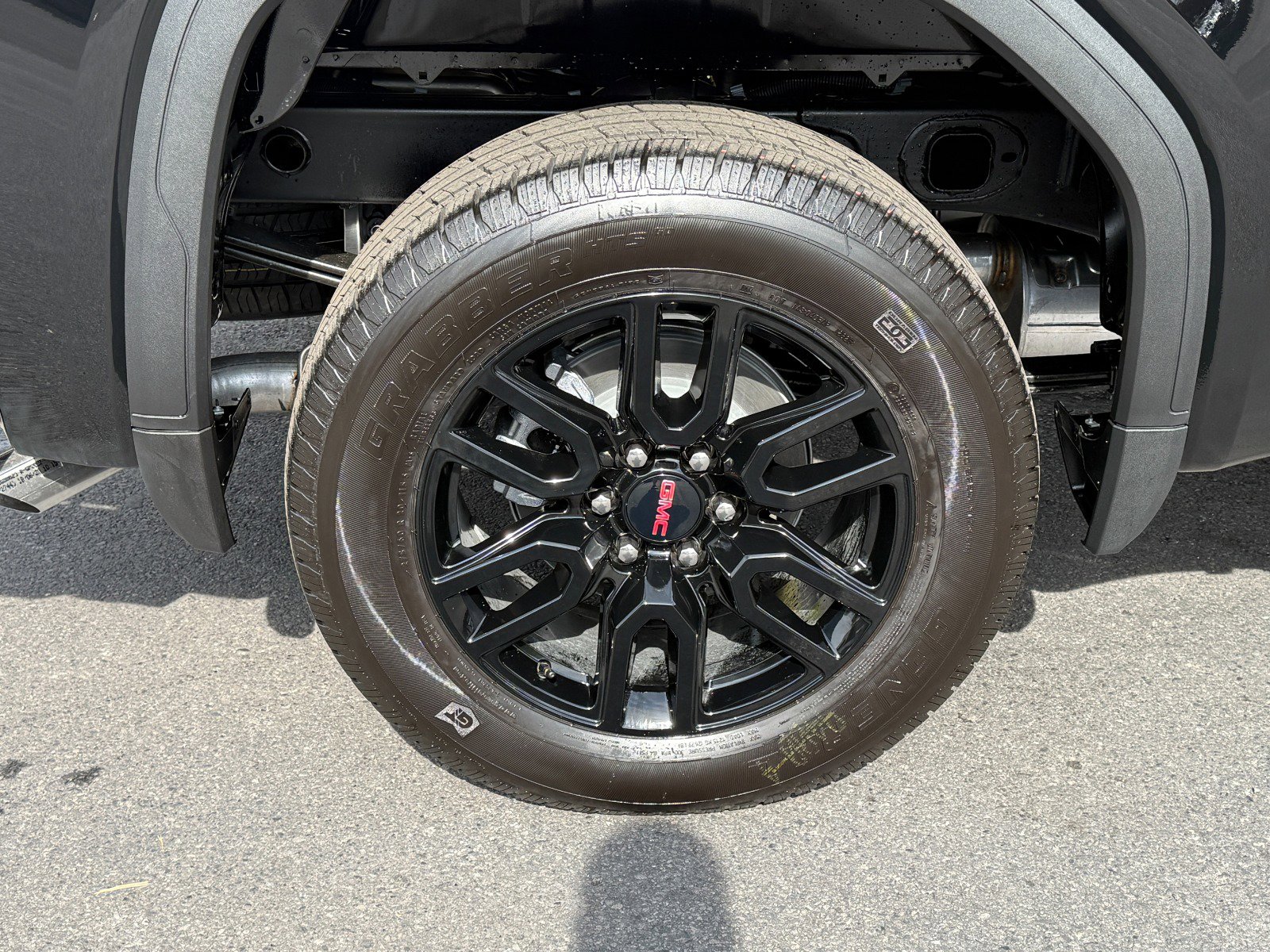 New 2026 GMC Sierra 1500 Elevation image 11