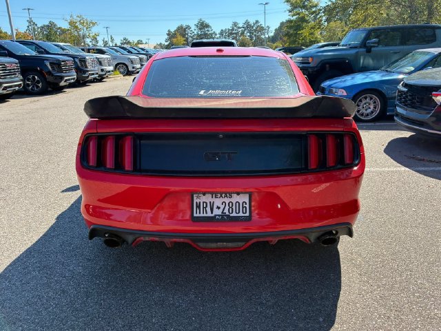 Used 2017 Ford Mustang GT Premium RWD image 4