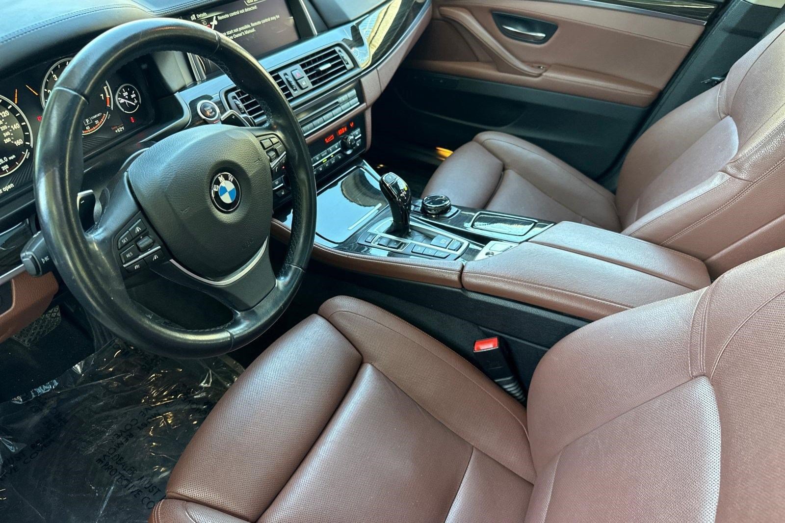 Used 2015 BMW 550i xDrive Sedan AWD/4WD image 4