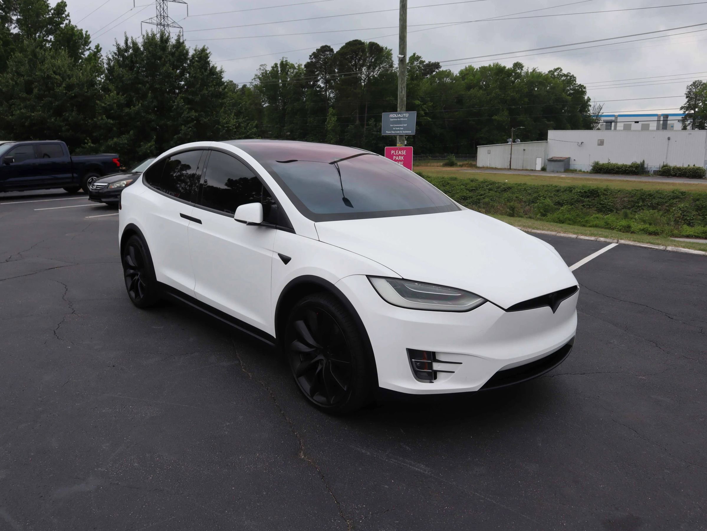 Used 2020 Tesla Model X Long Range AWD/4WD image 13
