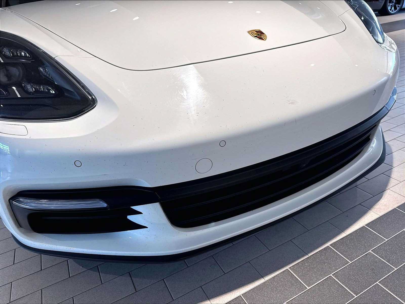 Used 2020 Porsche Panamera 4 AWD/4WD image 33
