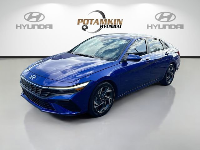 Used 2024 Hyundai Elantra SEL w/ Convenience Package