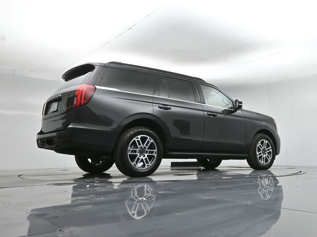 Certified 2025 Ford Expedition Active image 54