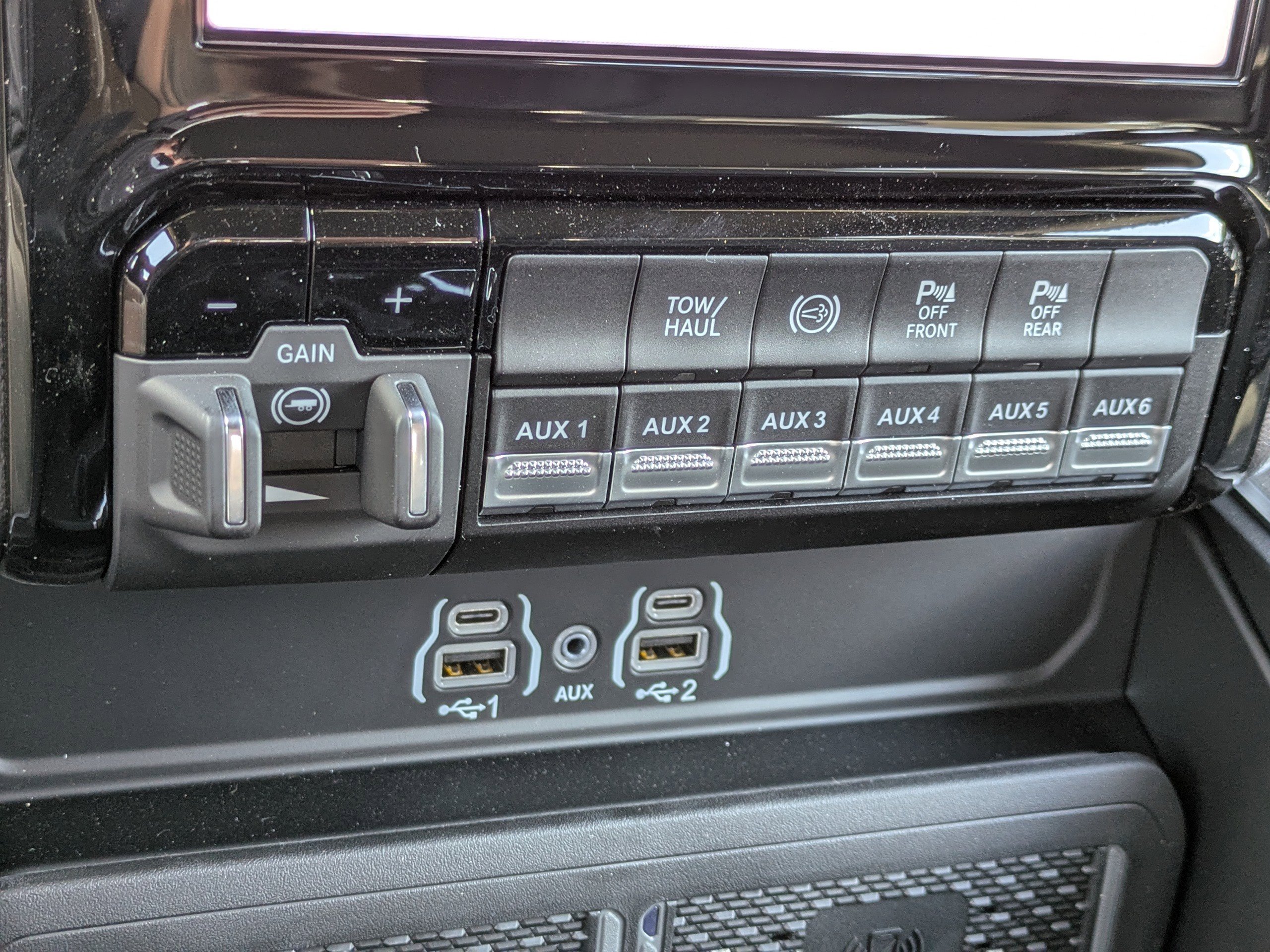 New 2026 RAM 3500 Big Horn image 28