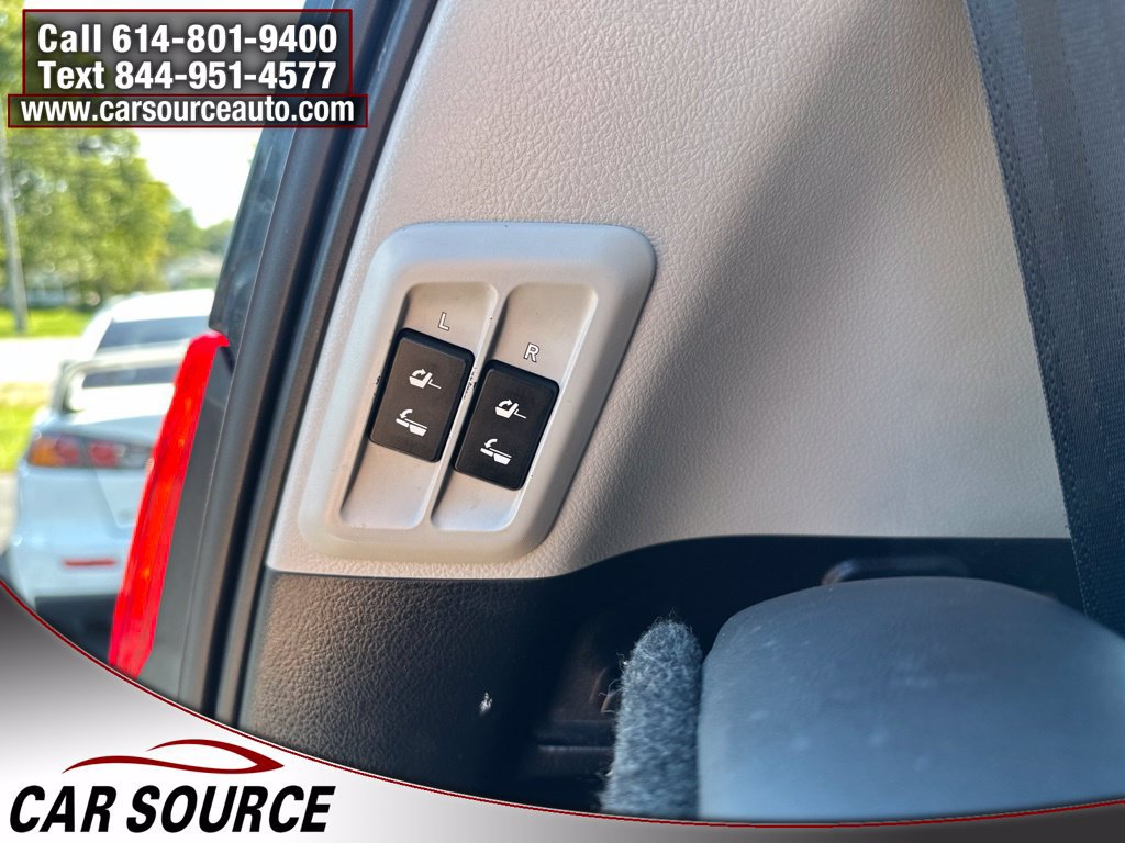 Used 2013 Lexus GX 460 Premium AWD/4WD image 28