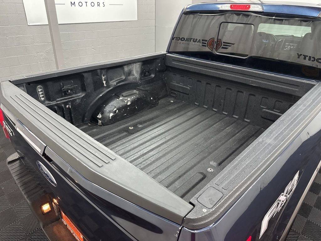 Used 2015 Ford F150 Lariat w/ Equipment Group 502A Luxury image 11