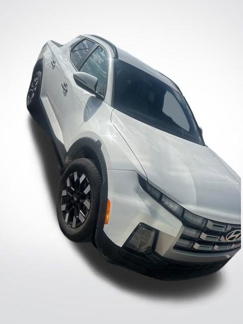 Used 2025 Hyundai Santa Cruz SEL AWD/4WD image 2