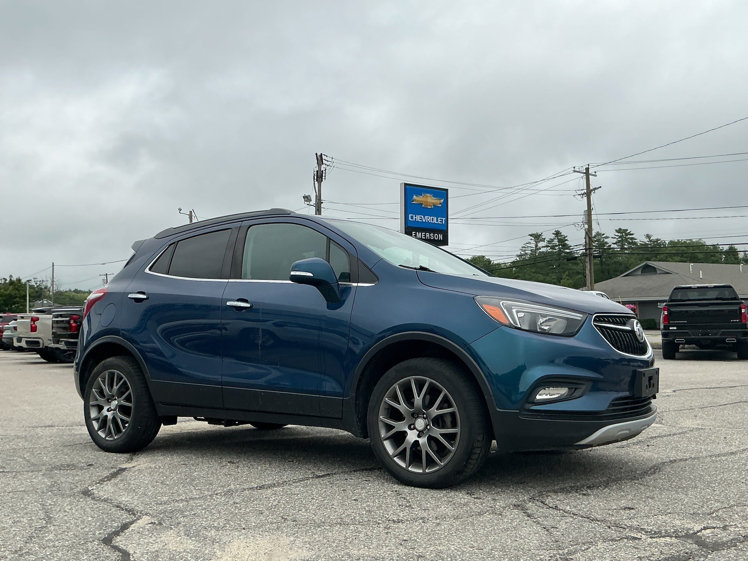 Certified 2019 Buick Encore Sport Touring w/ Safety Package AWD/4WD image 3