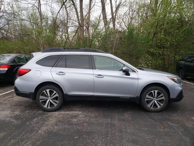 Used 2019 Subaru Outback 2.5i Limited AWD/4WD image 2