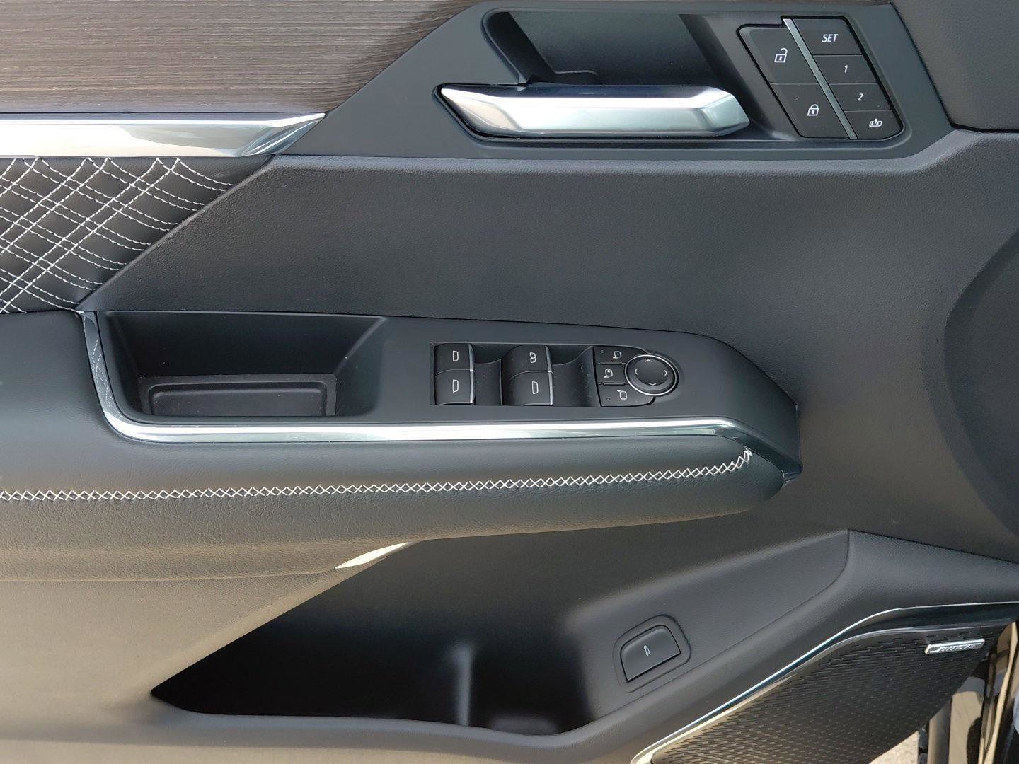 New 2026 GMC Acadia Denali w/ Super Cruise Package image 27