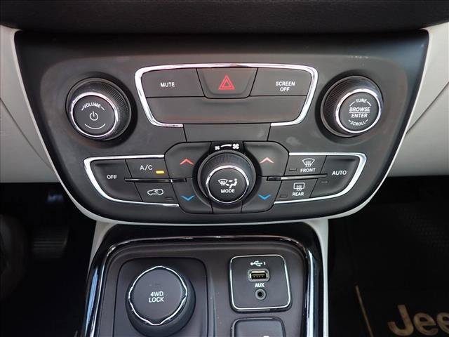 Used 2020 Jeep Compass Limited AWD/4WD image 13