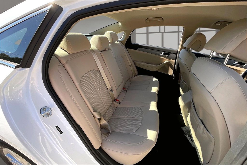 Used 2017 Hyundai Sonata SE FWD image 23