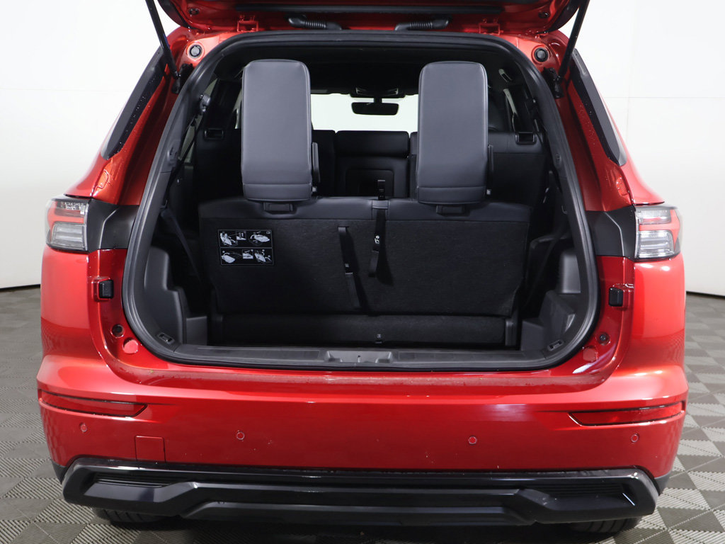 New 2026 Mitsubishi Outlander LE FWD image 16