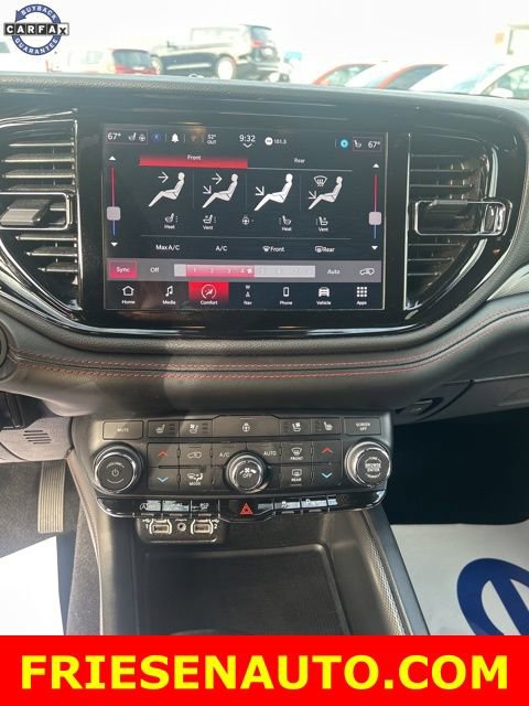 Used 2024 Dodge Durango GT image 21