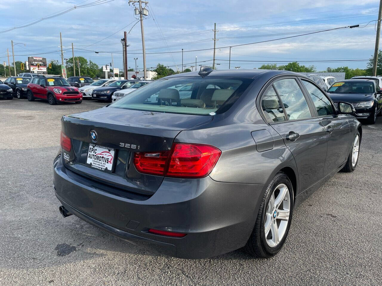 Used 2012 BMW 328i Sedan image 4