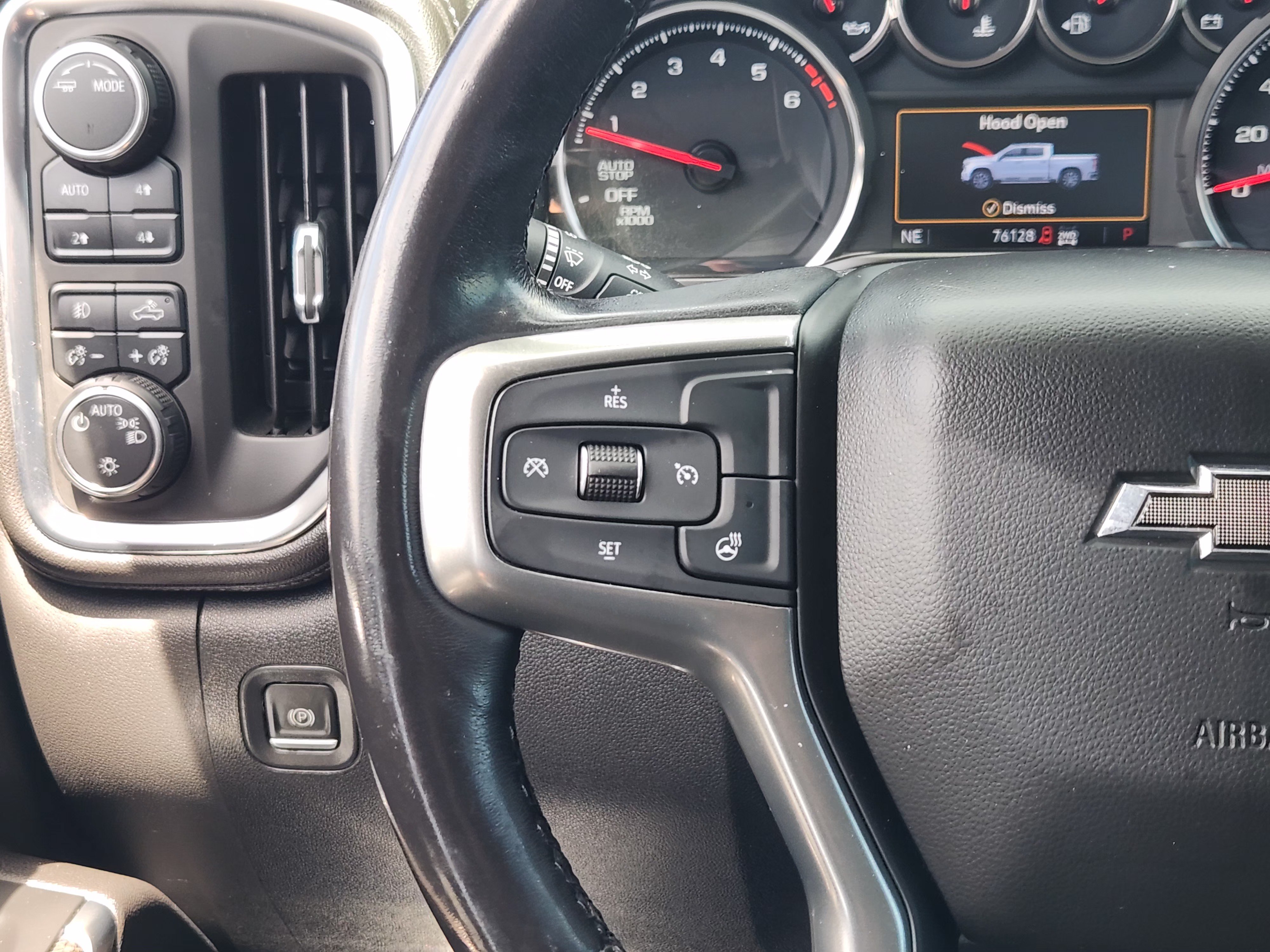 Used 2020 Chevrolet Silverado 1500 RST AWD/4WD image 28