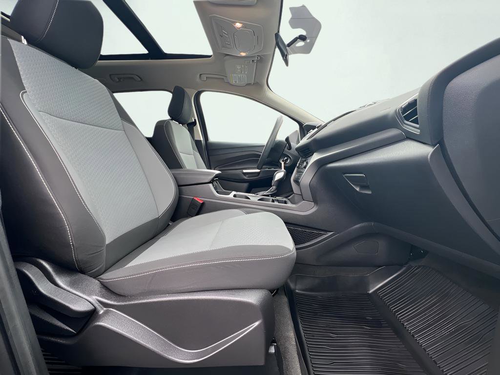 Used 2018 Ford Escape SE image 28