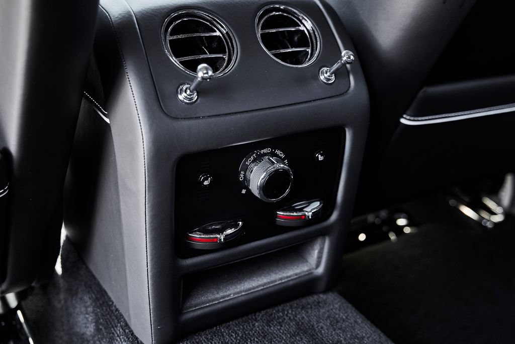 Used 2023 Rolls-Royce Ghost AWD/4WD image 47