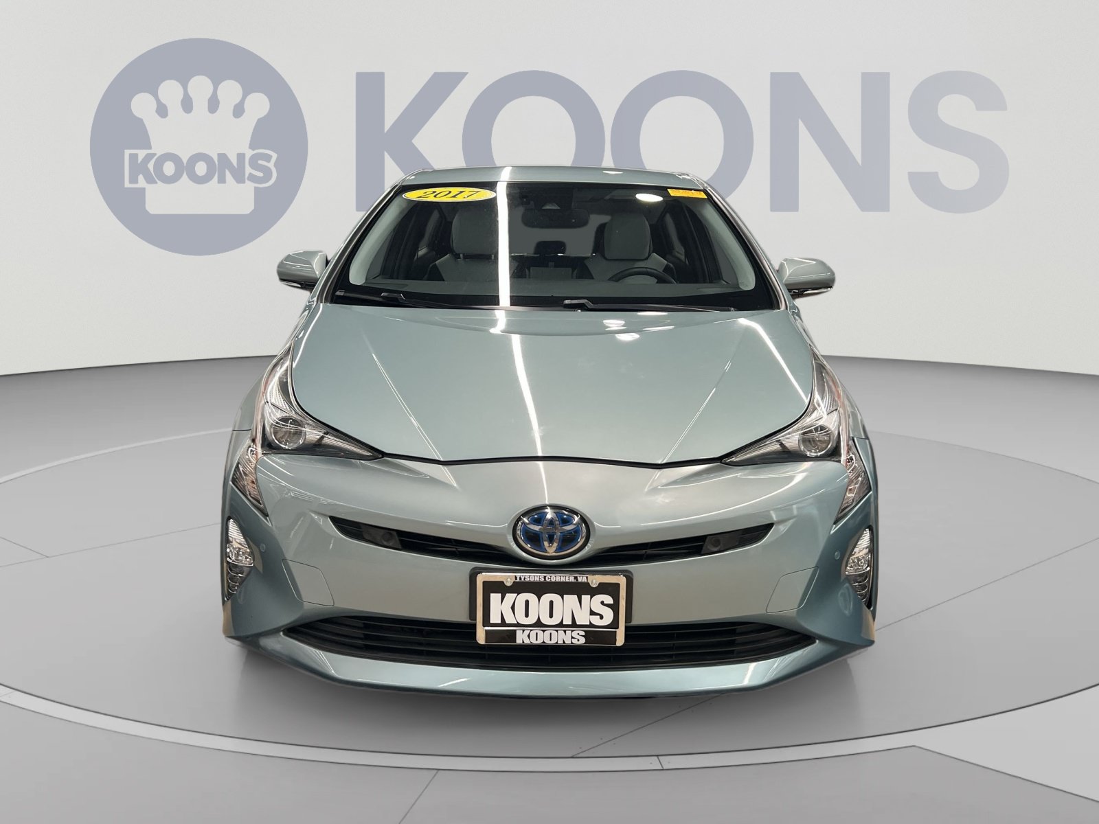 Used 2017 Toyota Prius Four Touring w/ Premium Convenience Package FWD image 7