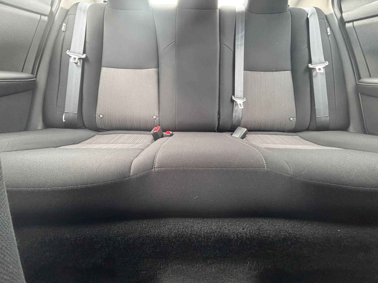 Used 2025 Nissan Sentra SV FWD image 36